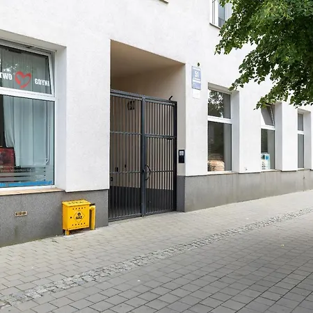 Trendy Downtown For 4 Guests By Renters Apartment *