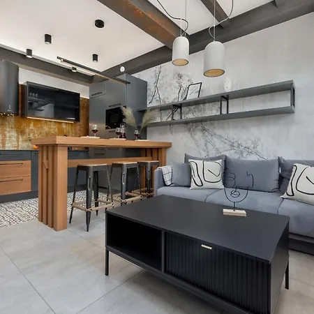 Trendy Downtown For 4 Guests By Renters Apartment Gdynia